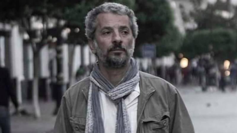 صحافي جزائري يقول إن السلطات منعته من دخول بلده