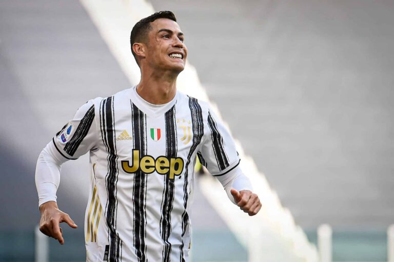 إلزام يوفنتوس بدفع 9.7 مليون يورو لرونالدو
