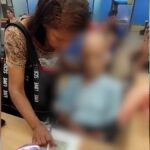 امرأة تصطحب جثة إلى بنك للتوقيع على طلب قرض (فيديو)
