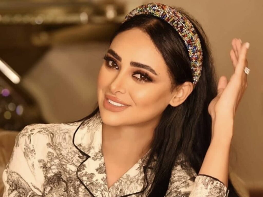 الفنانة هند السداسي تعقد قرانها (صورة)
