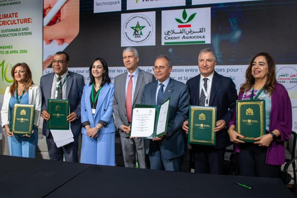 أيام تكنولوجيا المعلومات في الفلاحة.. تقديم مشروع إنشاء شبكة من المزارع الرقمية في المغرب