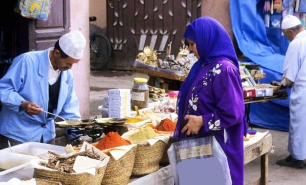 بنية السلة الغذائية للأسر المغربية تختلف حسب مستوى المعيشة
