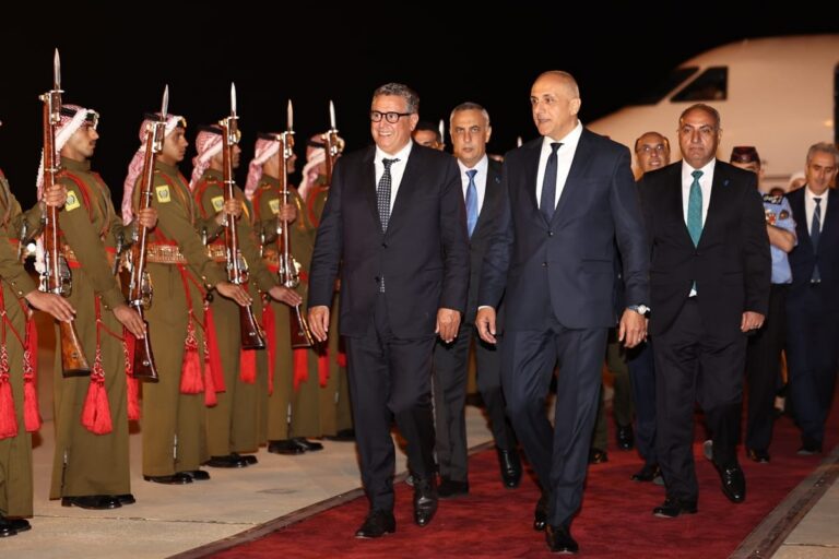 عمان: أخنوش يمثل الملك في المؤتمر الدولي رفيع المستوى حول الاستجابة الانسانية الطارئة في غزة