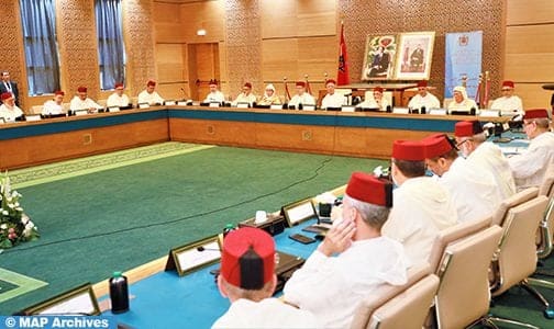 مدونة الأسرة.. الإحالة الملكية على المجلس العلمي الأعلى تتفرد بطابعها الشمولي الاعتدالي والتوافقي