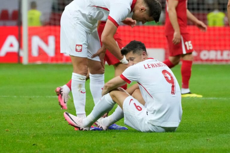 يورو 2024.. الاتحاد البولندي متفائل بشأن إصابة ليفاندوفسكي