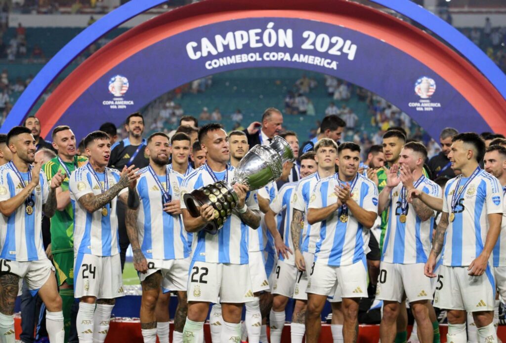 كوبا أميركا 2024: "البديل السوبر" مارتينيس يقود الأرجنتين إلى الاحتفاظ باللقب والانفراد بالرقم القياسي في عدد الألقاب