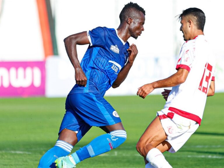 الوداد ينتصر وديا على عزام التنزاني