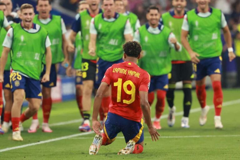 يورو 2024.. لامين جمال يصبح أصغر لاعب يسجّل في النهائيات