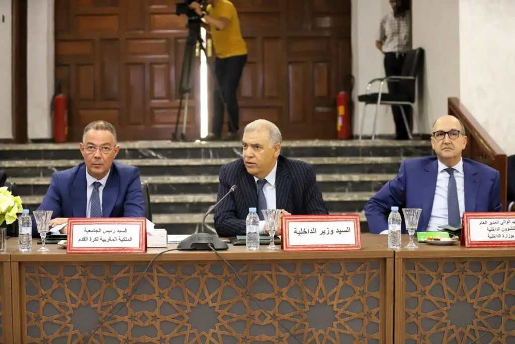 لفتيت يترأس اجتماعا موسعا حول استعدادات الدار البيضاء لمونديال 2030