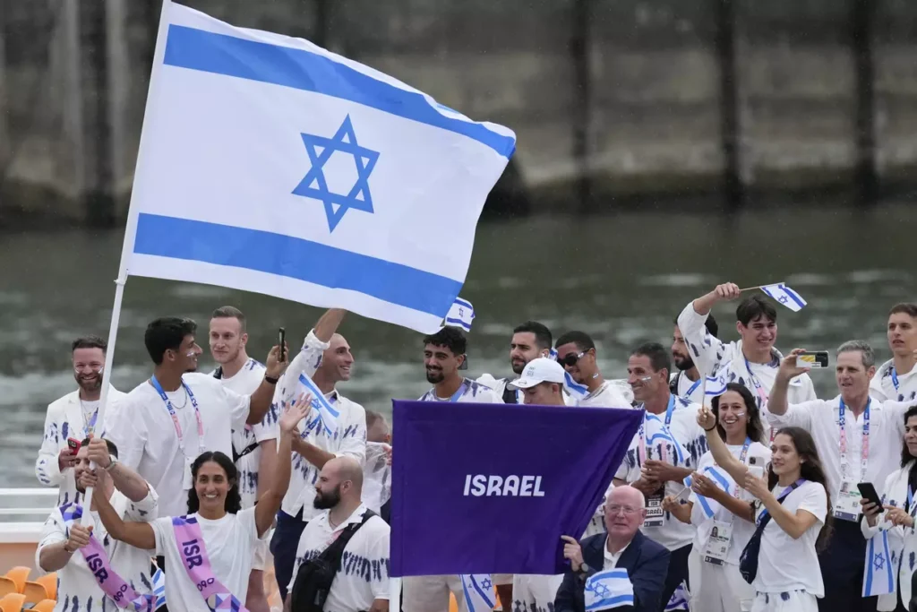 اللجنة الأولمبية الدولية ترفض طلب العراق تغيير موقع علم إسرائيل في كرة القدم