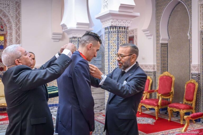 سفيان البقالي: الوسام الملكي سيزيدني قوة وفخرا لتمثيل المغرب أحسن تمثيل في التظاهرات الرياضية العالمية الكبرى