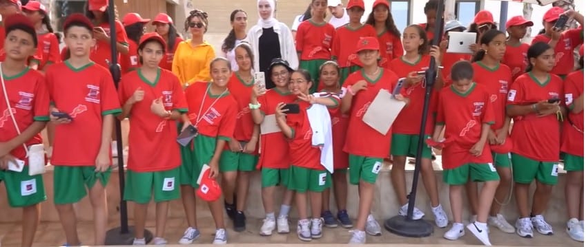 القنيطرة.. مؤسسة الحسن الثاني للمغاربة المقيمين بالخارج تنظم لقاء للأطفال مع "أسود الفوتسال"