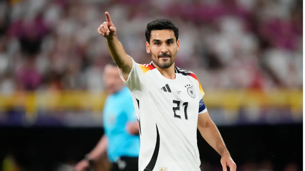 إيلكاي غوندوغان يعلن اعتزاله الدولي