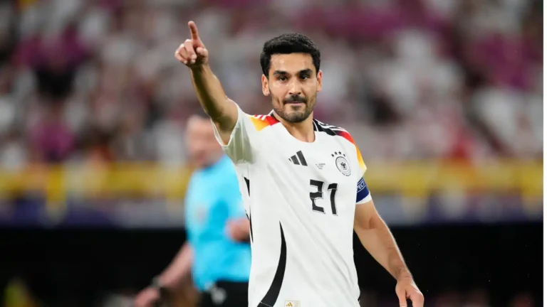 إيلكاي غوندوغان يعلن اعتزاله الدولي