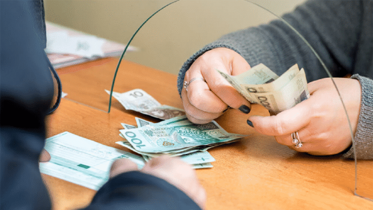 تحويلات المغاربة المقيمين بالخارج تسجل ارتفاعا
