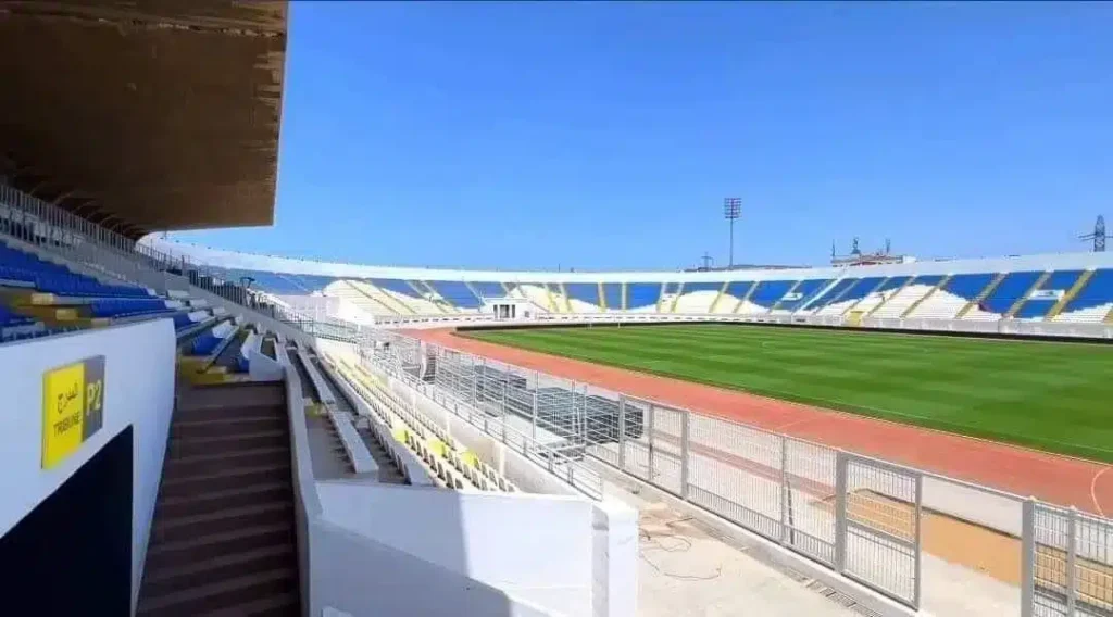 السلطات الجزائرية تقيل مسؤولا رياضيا في محاولة لطي "فضيحة ملعب نيلسون مانديلا"