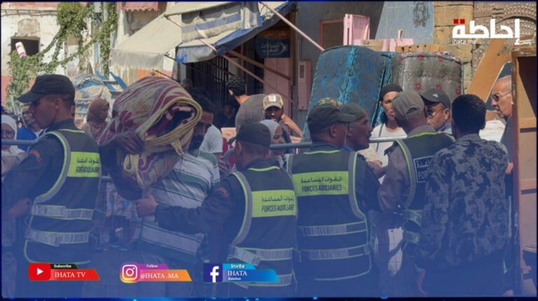 استعدادًا لانطلاق مشروع المحج الملكي.. إخلاء وهدم منازل في المدينة القديمة بالدار البيضاء (فيديو)