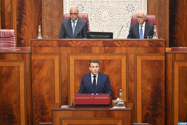 الرئيس الفرنسي يدعو إلى تطوير شراكات جديدة بين الرباط وباريس