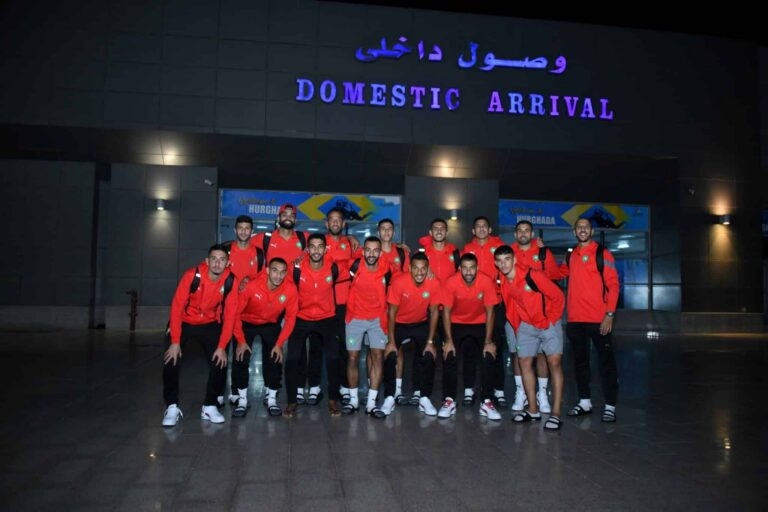 كأس إفريقيا لكرة القدم الشاطئية 2024.. بعثة المنتخب الوطني تحط الرحال بمصر