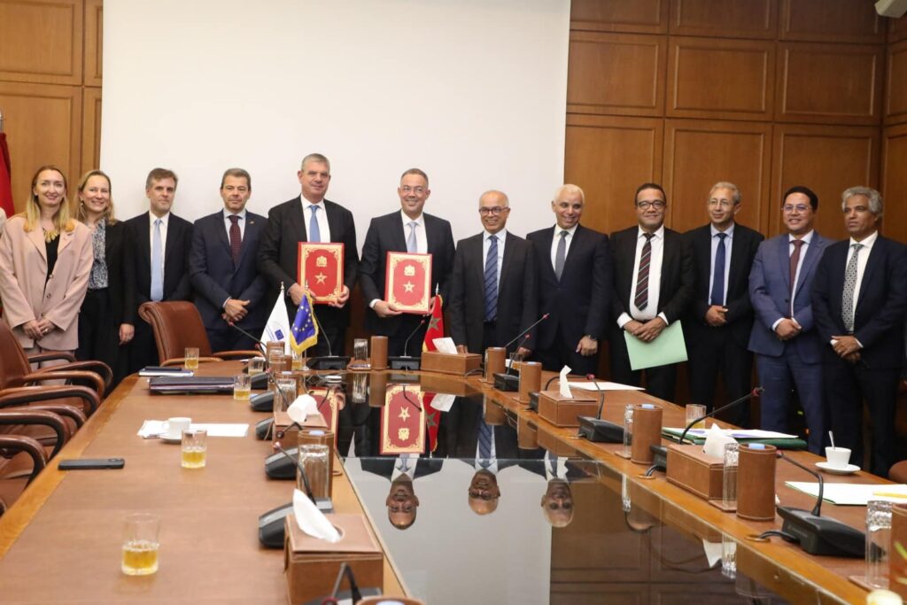 البنك الأوروبي للاستثمار يرغب في الإسهام في تمويل مشاريع تنموية بالمغرب