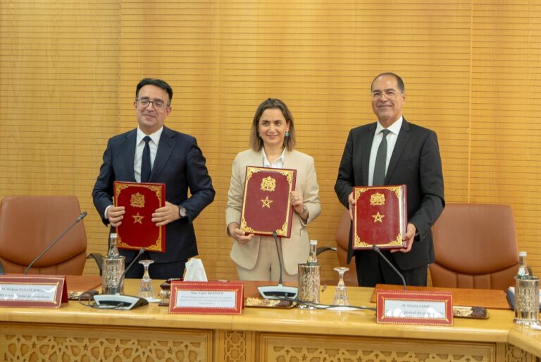 توقيع اتفاقية شراكة بين وزارة الانتقال الرقمي وصندوق الإيداع والتدبير ومؤسسة "تمويلكم" لمواكبة الشركات الناشئة