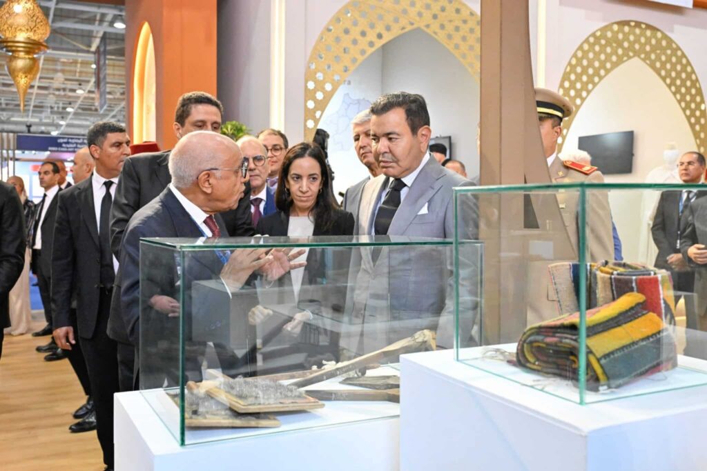 Son Altesse Royale le Prince Moulay Rachid préside, au Parc d’Expositions Mohammed VI, la cérémonie d’ouverture de la quinzième édition du Salon du cheval d’El Jadida, qui se poursuivra jusqu’au 06 octobre sous le thème "L’élevage équin au Maroc : Innovation et défi". 30092024-El Jadida