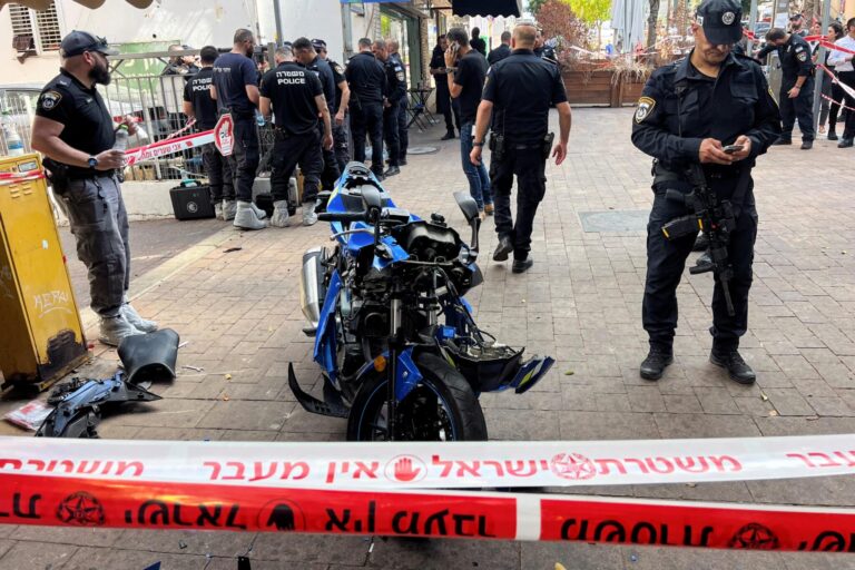 إصابة 6 إسرائيليين في عملية طعن