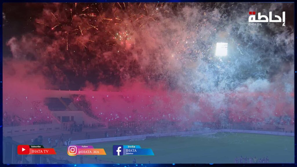 ألتراس "وينرز" يلهبون المدرجات احتفاء بالذكرى 19 لتأسيس الفصيل