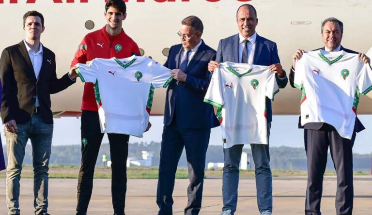 الكشف عن القميص الجديد للمنتخب الوطني لكرة القدم بسلا