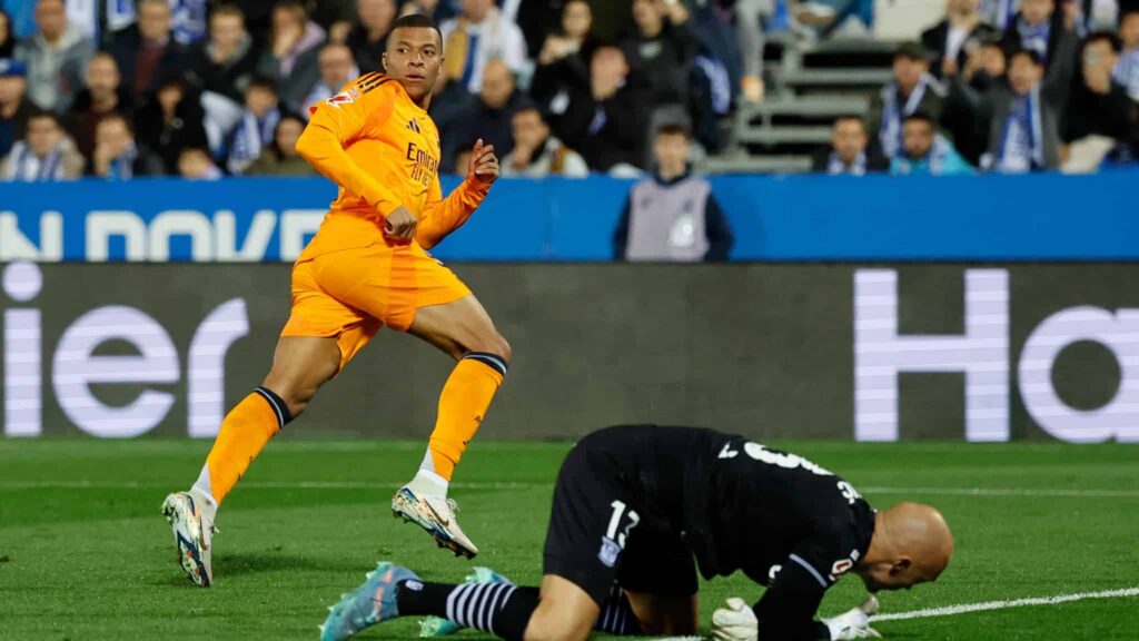 ريال مدريد يواجه مباراة مصيرية أمام ليفربول لإعادة هيبته