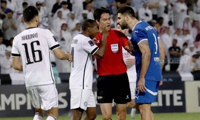 الاتحاد الآسيوي يراجع أداء حكم مباراة السد والهلال
