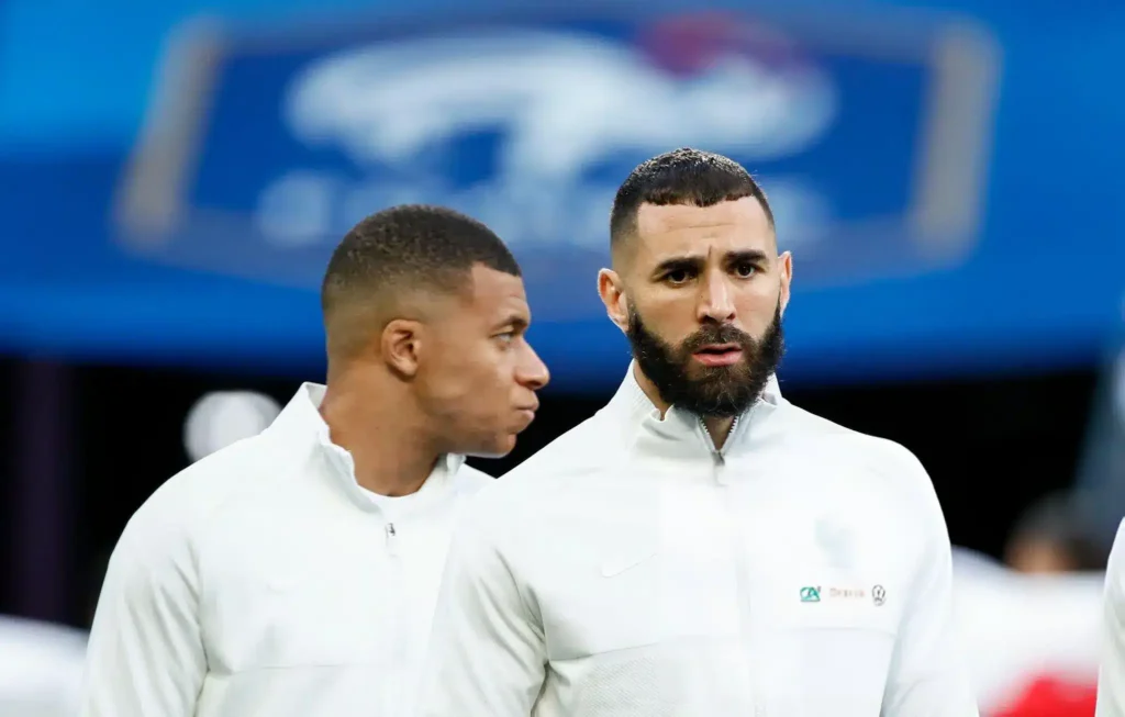 بنزيمة: مشكلة مبابي في ريال مدريد أنه ليس رقم 9 صريحا
