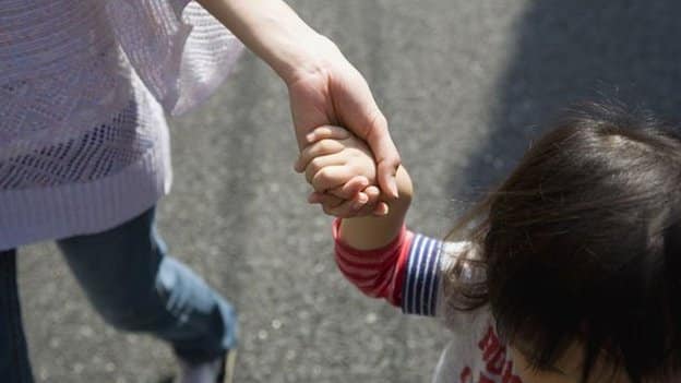 الحضانات ستصبح مجانية لجميع الأطفال في طوكيو