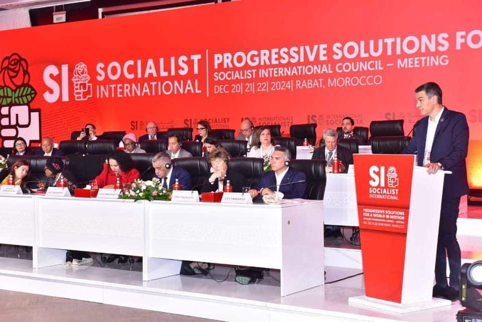 سانشيز: تصاعد اليمين المتطرف يهدد الديمقراطية وحقوق الإنسان
