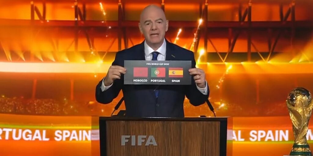 الفيفا.. رسميا اختيار المغرب والبرتغال وإسبانيا لاستضافة كأس العالم 2030