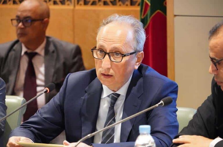 وزارة التربية الوطنية تقرر صرف الشطر الثاني من الزيادة في الأجور