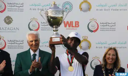 البطولة العربية للغولف: لاعب الإمارات العربية جونثان سيلفراج يحرز اللقب
