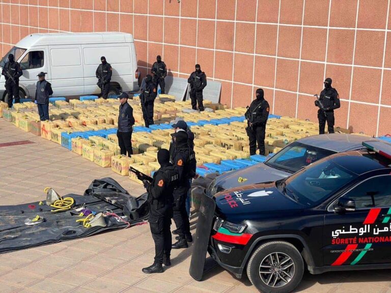 بتنسيق مع "DGST".. أمن مراكش وآسفي يحبطان عملية تهريب حوالي 10 أطنان من الحشيش