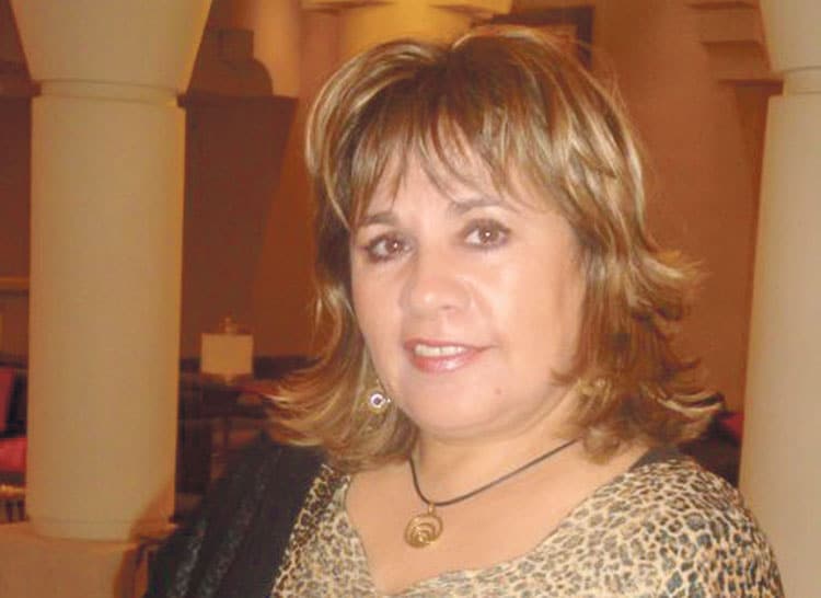 حادثة سير خطيرة ترسل الفنانة المراكشية أمال الثمار إلى المستعجلات