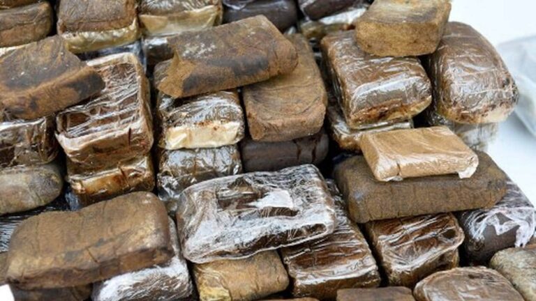 تهريب المخدرات بحرا يورط ثلاثة أشخاص بالناظور