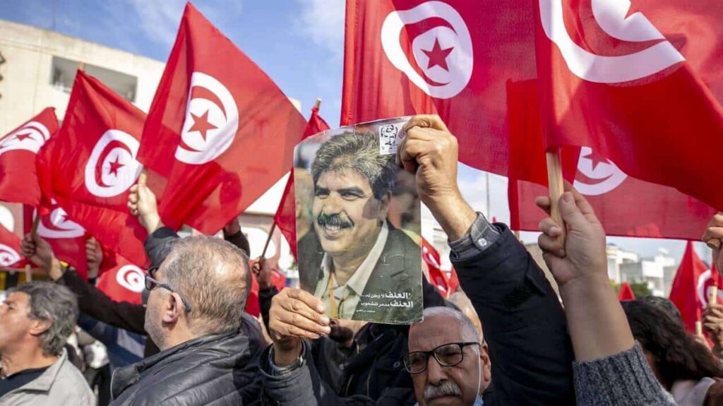 محكمة تونسية تقضي بإعدام ثمانية متهمين باغتيال المعارض محمد البراهمي