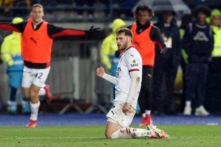 دوري أبطال أوروبا.. خيمينيز يعيش حلم الانتقال إلى ميلان عشية عودته إلى فينورد