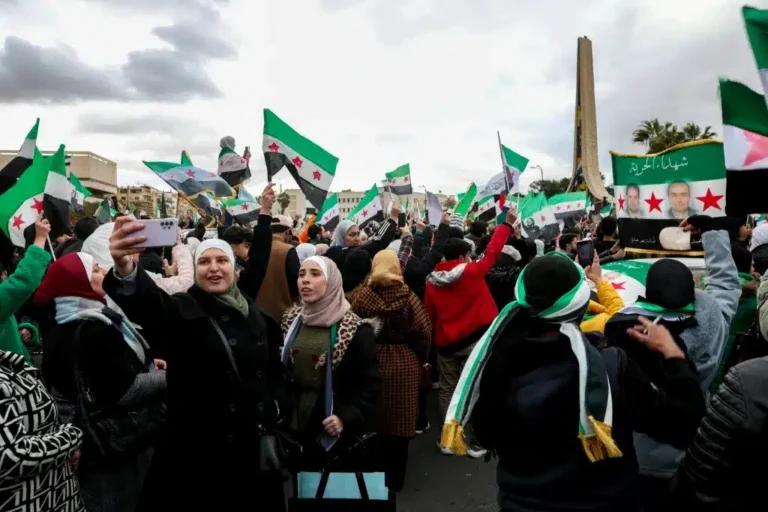 دمشق تحيي للمرة الأولى الذكرى الـ14 للاحتجاجات الشعبية بعد الإطاحة بالأسد