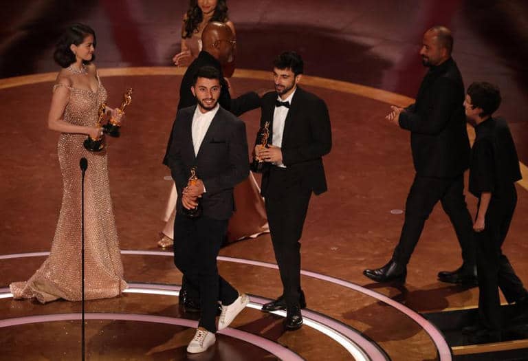 فيلم "لا أرض أخرى" الإسرائيلي الفلسطيني يفوز بأوسكار أفضل وثائقي طويل