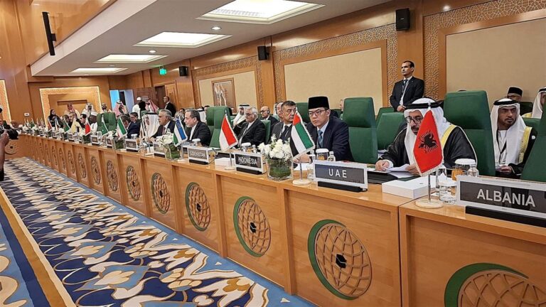 منظمة التعاون الإسلامي تؤكد على مركزية القضية الفلسطينية للأمة الإسلامية