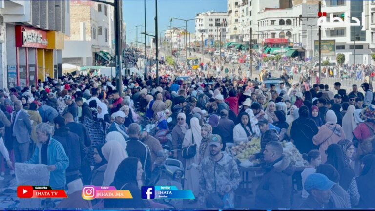 قبل عيد الفطر.. ازدحام كبير واختناق مروري بكراج علال (فيديو)