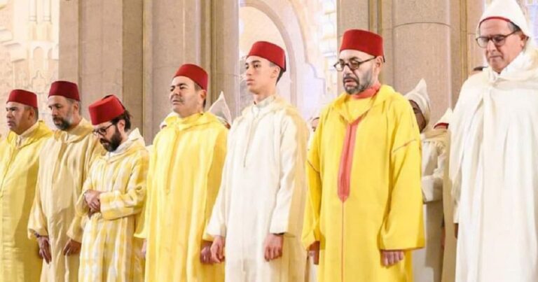 أمير المؤمنين يؤدي غدا الاثنين صلاة عيد الفطر المبارك بالرباط