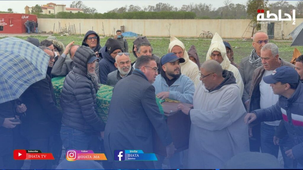في جو ماطر.. تشييع جنازة الفنانة نعيمة سميح بمدينة بن سليمان (فيديو)