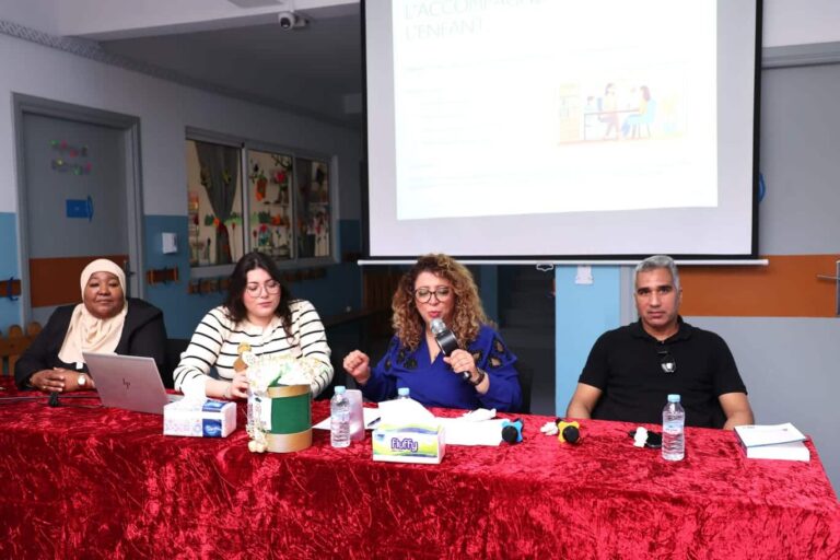 الدار البيضاء.. نقاش مثمر بين مختصين وأولياء أمور حول الصحة النفسية للطفل في المدرسة