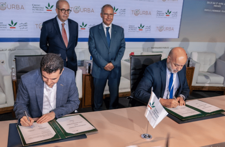 Le Crédit Agricole du Maroc et la société TOURBA s’allient pour promouvoir l’agriculture régénératrice